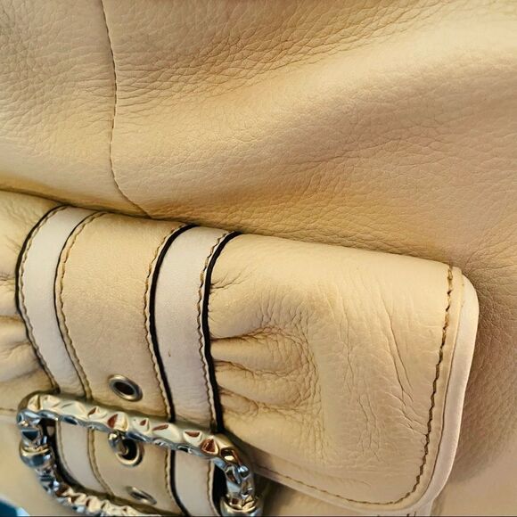 B MAKOWSKY | cream & white leather handbag - Picture 12 of 12